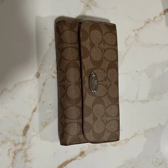 Coach Brown Signature Pattern Continental Wallet - Picture 1 of 11